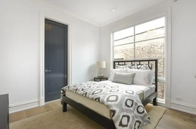 3726 N Claremont Ave — project image 6