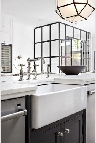 3726 N Claremont Ave — project image 3