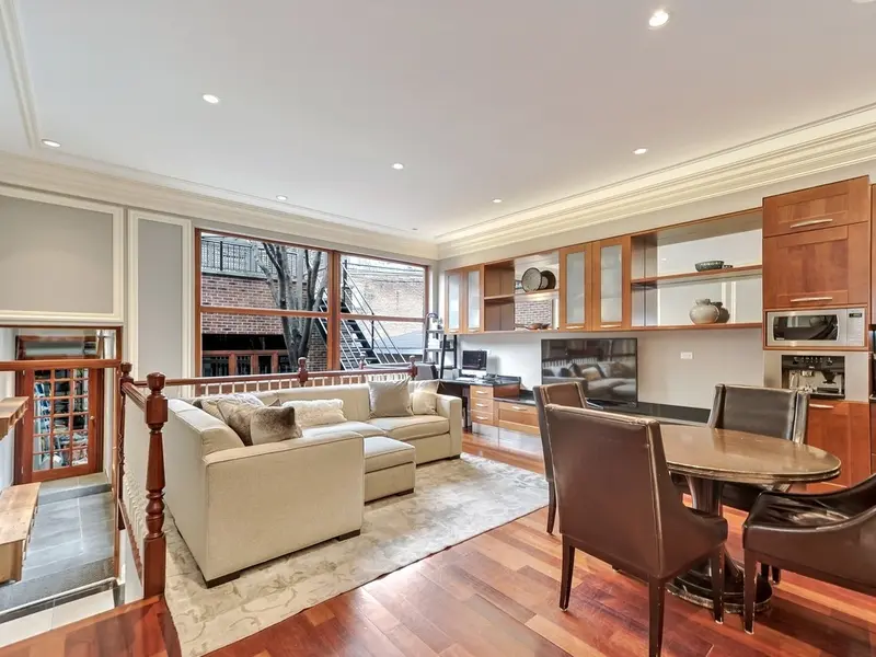 1642 W Melrose St. — project image 4