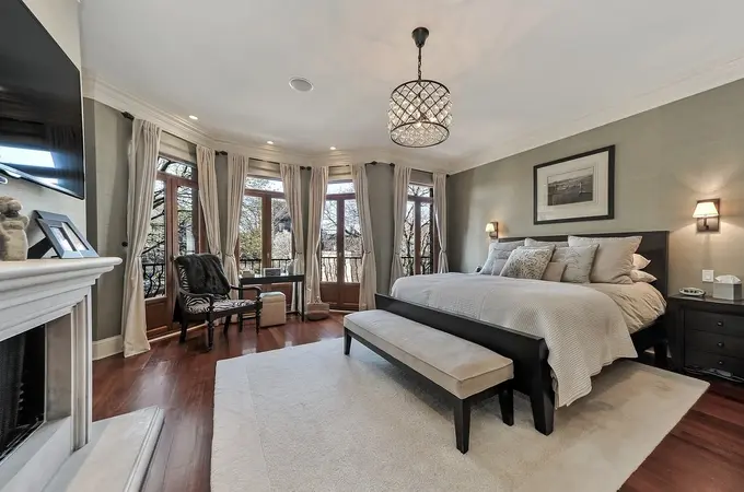 1642 W Melrose St. — project image 8