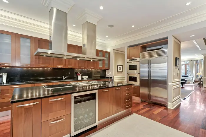 1642 W Melrose St. — project image 12