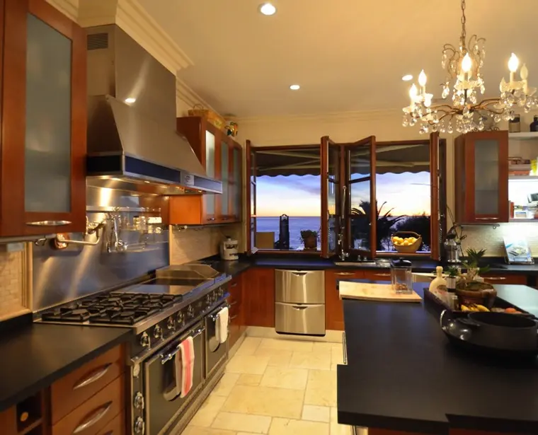 Residence in the Pacific Palisades — project image 5