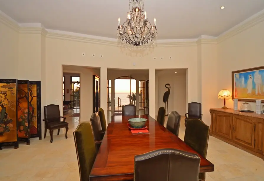 Residence in the Pacific Palisades — project image 8