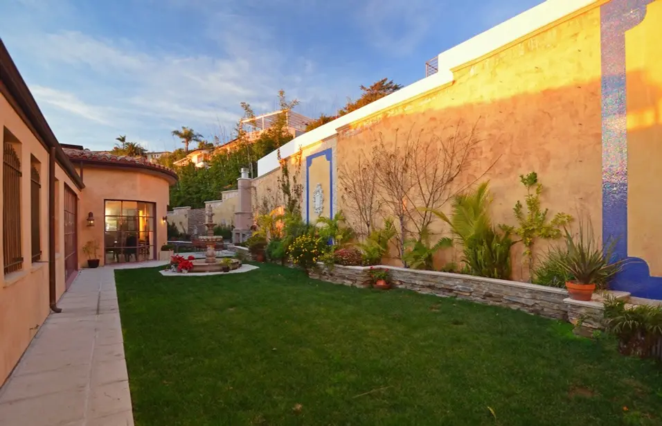 Residence in the Pacific Palisades — project image 10