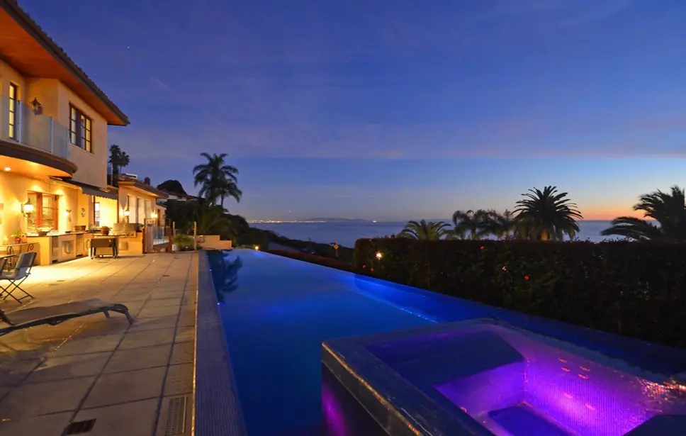 Residence in the Pacific Palisades — project image 3