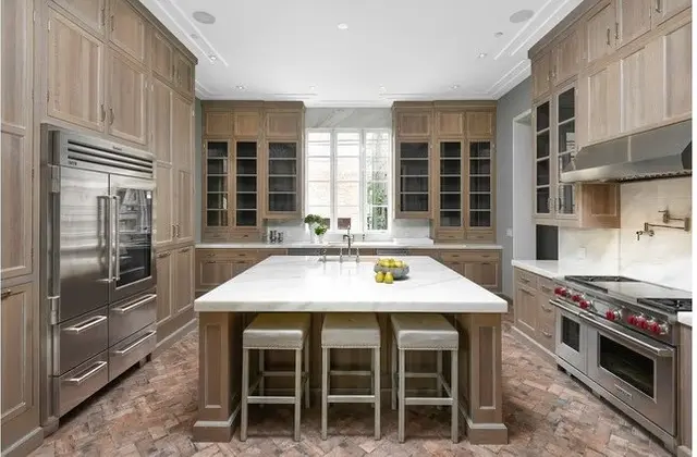 2049 W Dickens Ave — project image 4