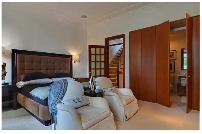 59 W Schiller — project image 9